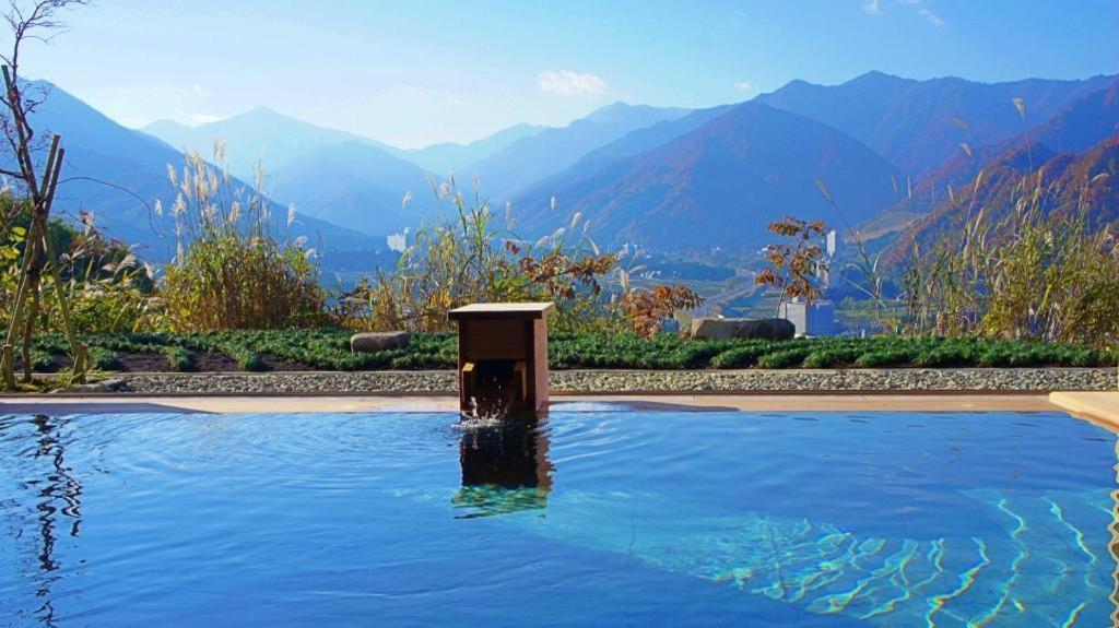 Sierra Resort Yuzawa Yuzawa  Exterior photo